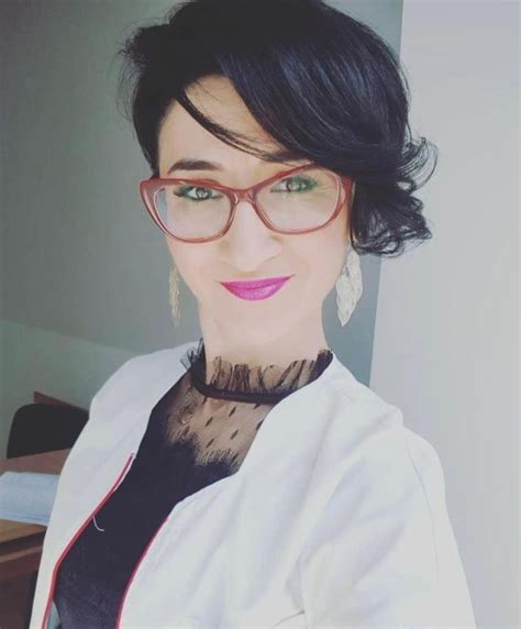 Dr. Loredana Cristina Tudor .